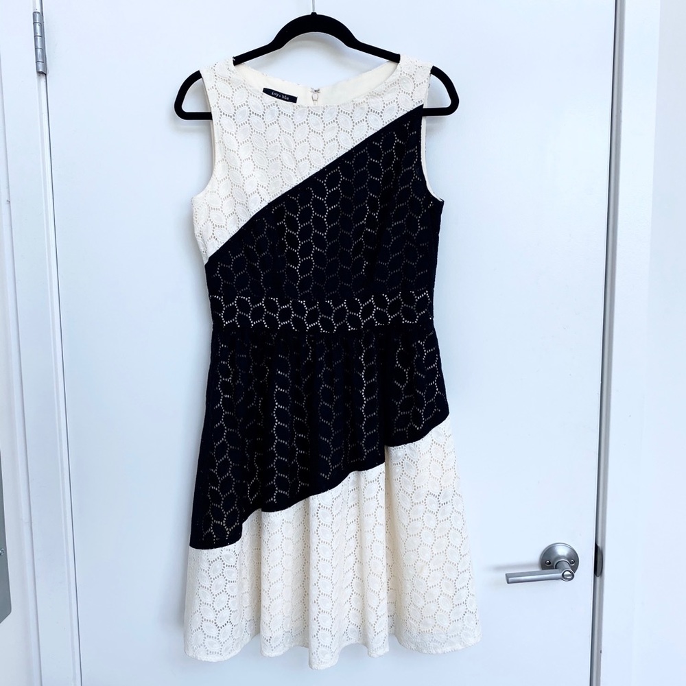 Midi Asymmetrical Stripe Dress w/pockets | Size 8